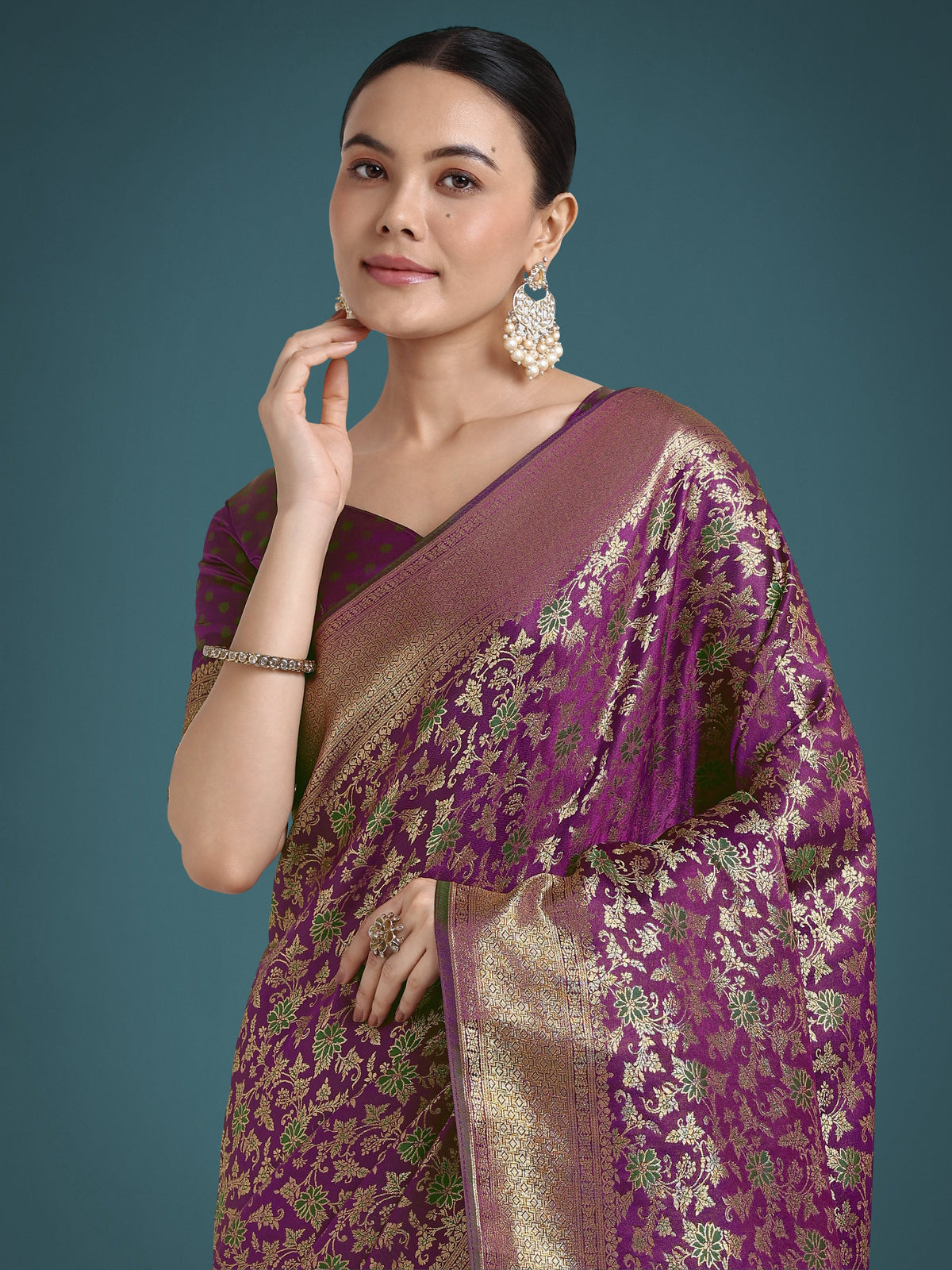Monjolika Fashion Scintilla Purple Banarasi Satin Silk Meenakari zari weaving Pattern Saree | Grocsy