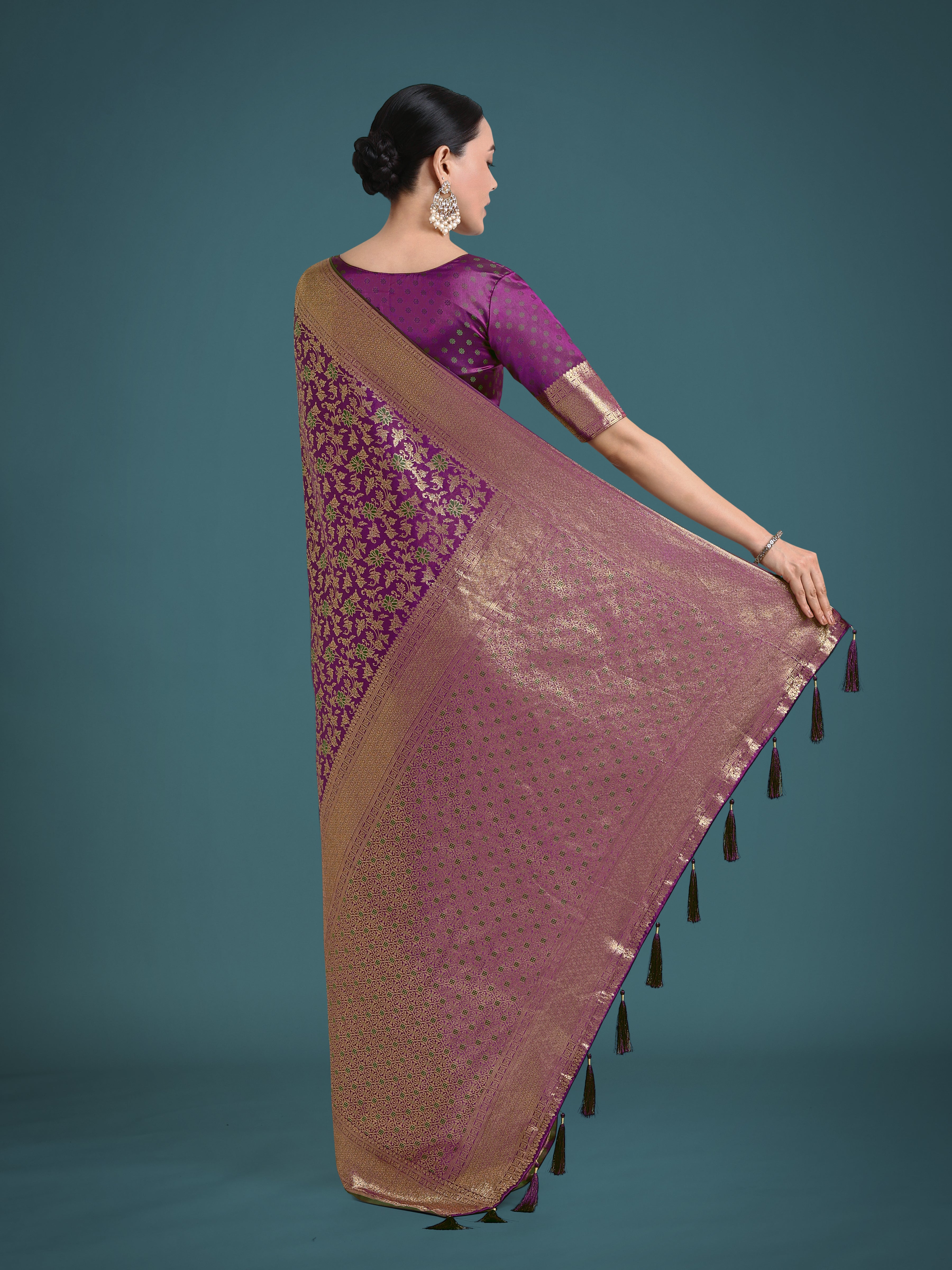 Monjolika Fashion Scintilla Purple Banarasi Satin Silk Meenakari zari weaving Pattern Saree | Grocsy