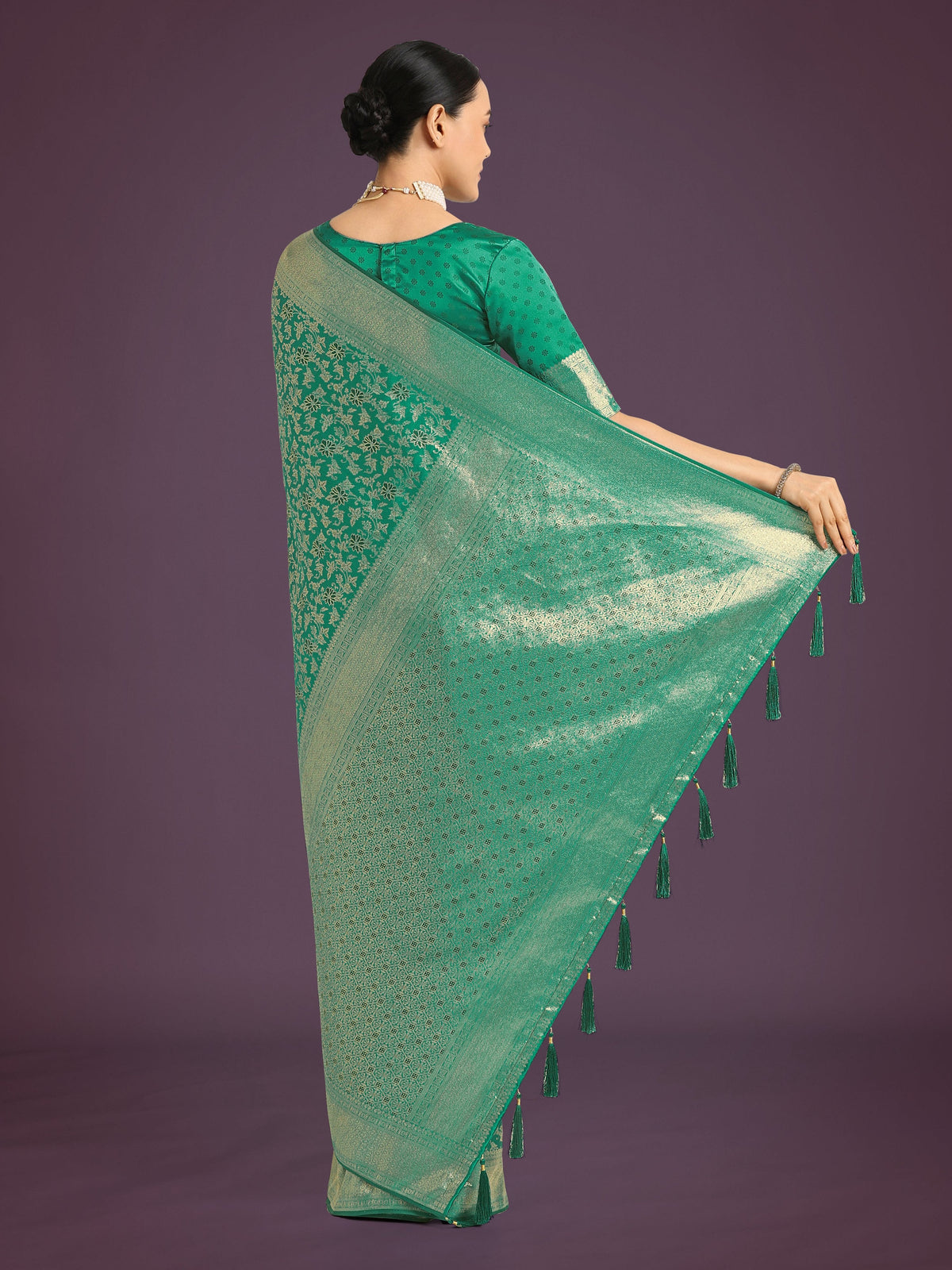 Monjolika Fashion Scintilla Turquoise Banarasi Satin Silk Meenakari zari weaving Pattern Saree | Grocsy