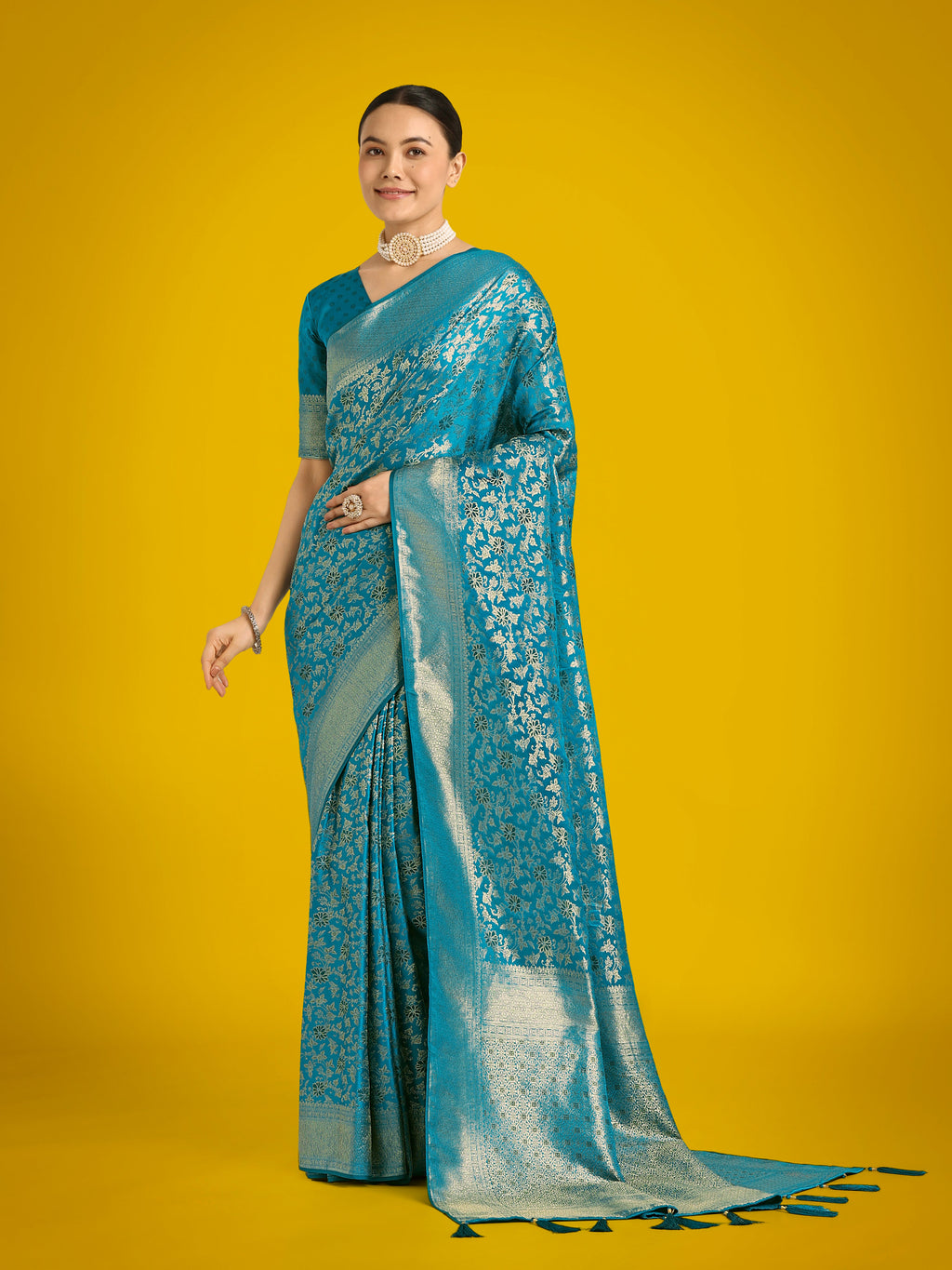 Monjolika Fashion Scintilla Sky blue Banarasi Satin Silk Meenakari zari weaving Pattern Saree | Grocsy