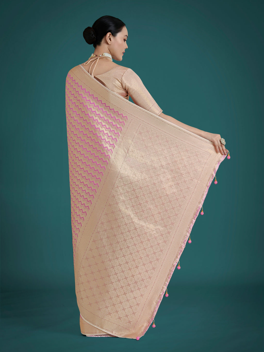 Monjolika Fashion Wonderful Light Lilac Soft Banarasi Satin Silk Leheriya Design Saree | Grocsy