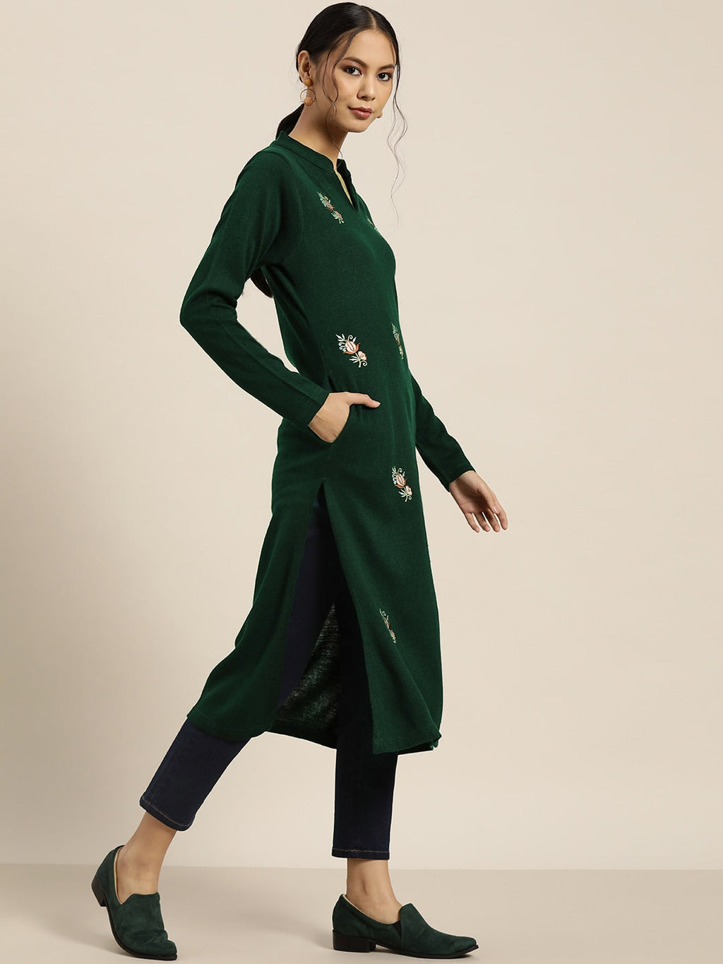 Sangria Green Acrylic Winter Kurta | Grocsy