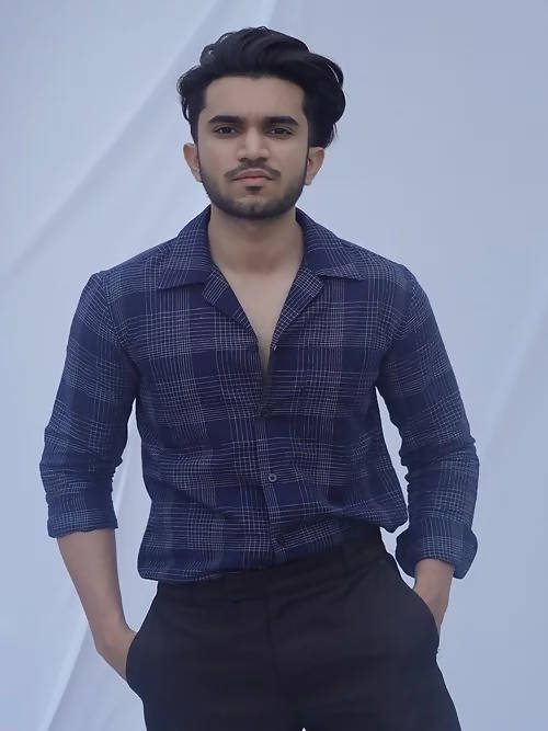 Diva Globe Ckeckard Blue Cotton Shirt | Grocsy