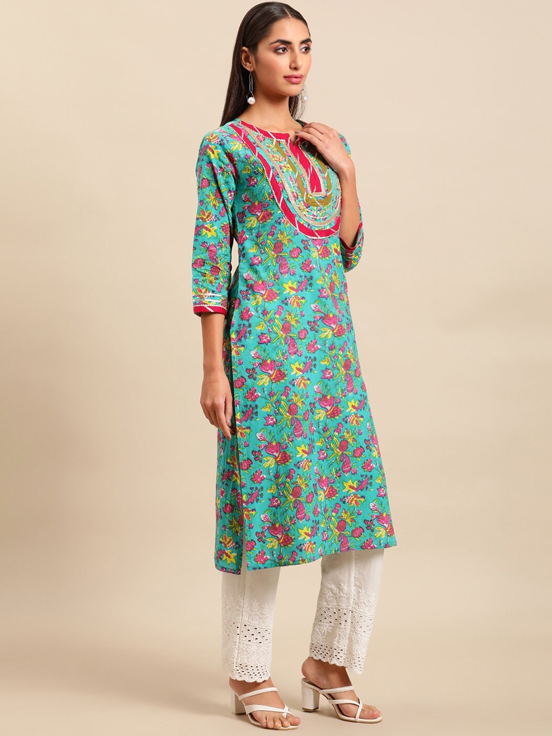 Sangria Women Floral Printed Gotta Patti Floral Kurta | Grocsy