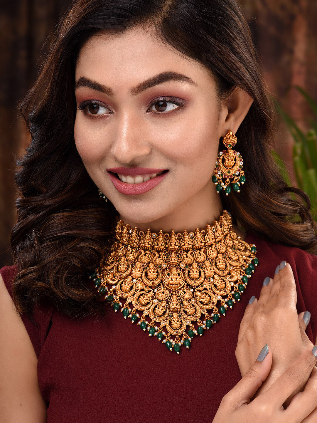 Saraf RS Jewellery Gold-Polished Stone-Studded Jewellery Set | Grocsy