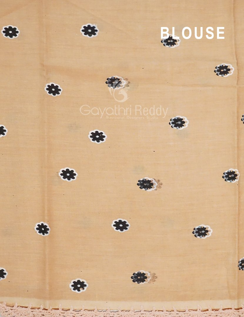 Black And Beige Combo Colour Pichwai Print Crocia Mulmul Cotton Saree By Gayathri Reddy Designer Studio | Grocsy