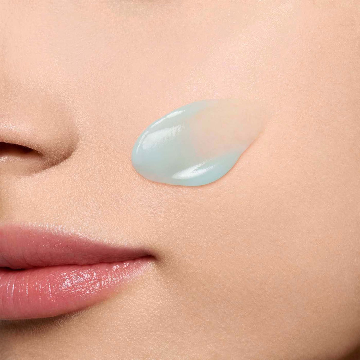 Clarins Hydra-Essentiel Matte Gel | Grocsy