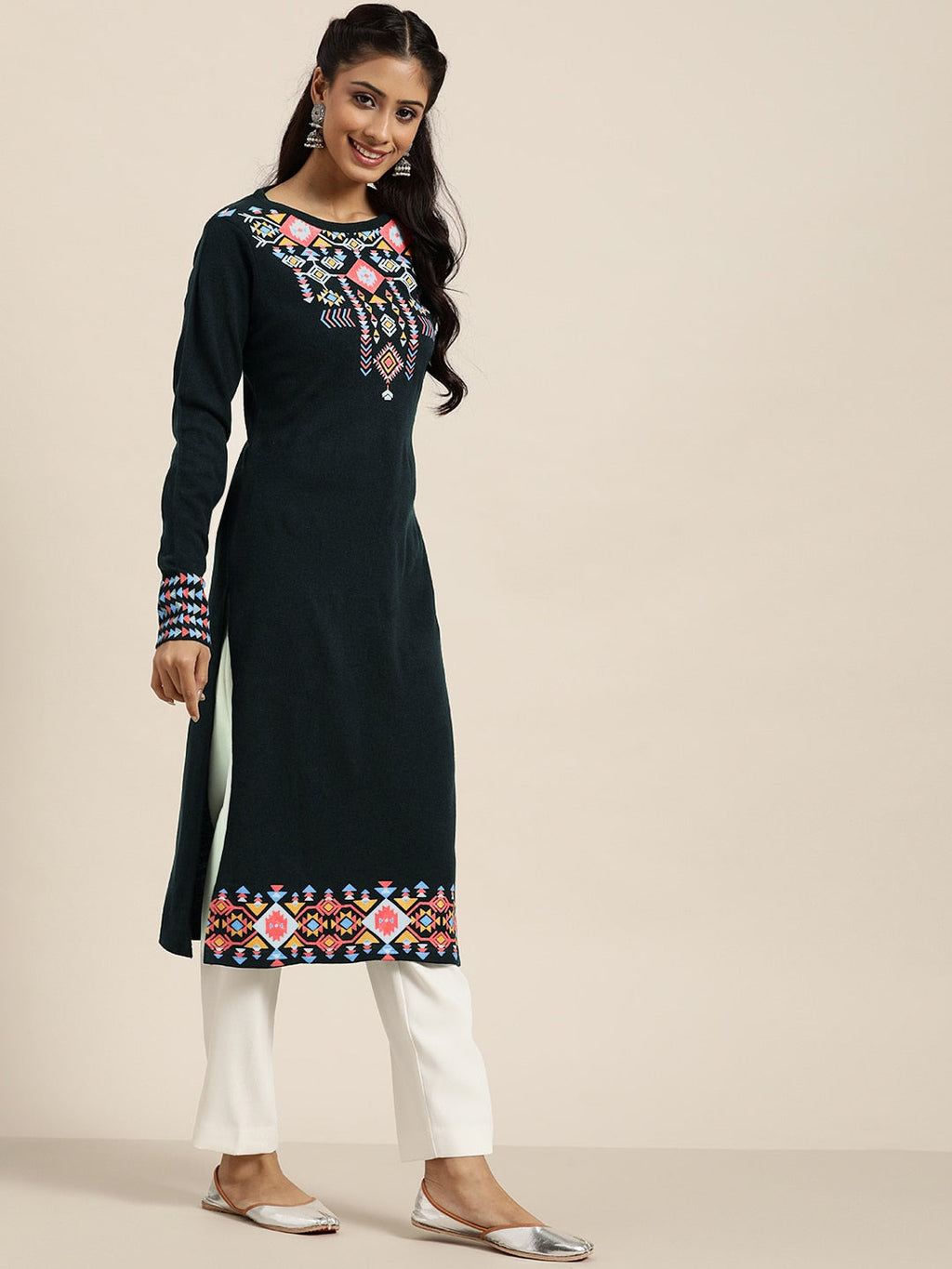 Sangria Women Teal Green & Pink Geometric Printed Straight Winter Kurta | Grocsy