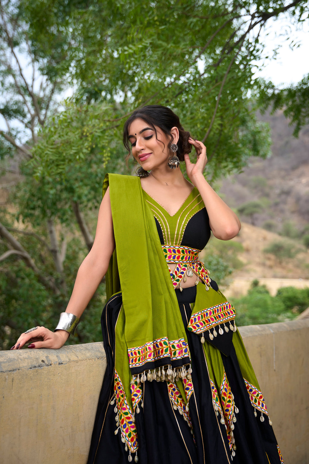Lorenvalley Pure Cotton Plain With Gamthi Work And Gota Patti With Cowrie (Kodi) Lace Touch Up Lehenga Choli with Dupatta | Grocsy