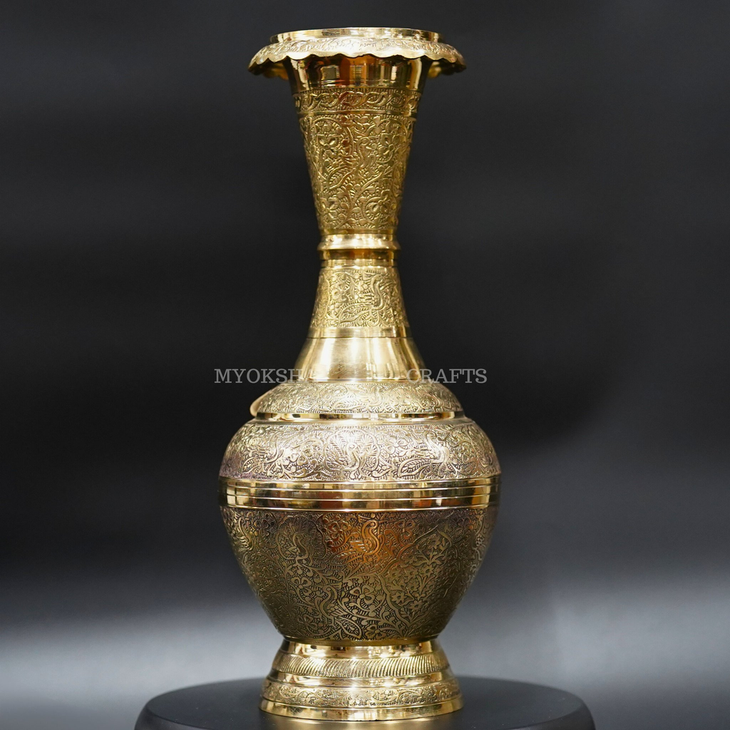 Brass Flower Vase: Embrace Timeless Beauty and Style | Grocsy