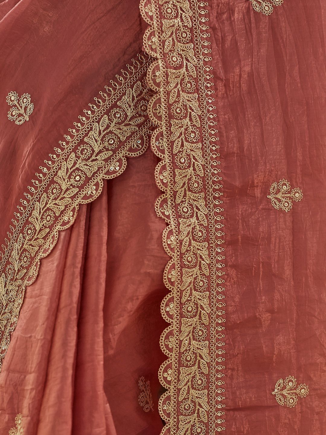 kasee Embellished Zardozi Silk Blend Saree | Grocsy