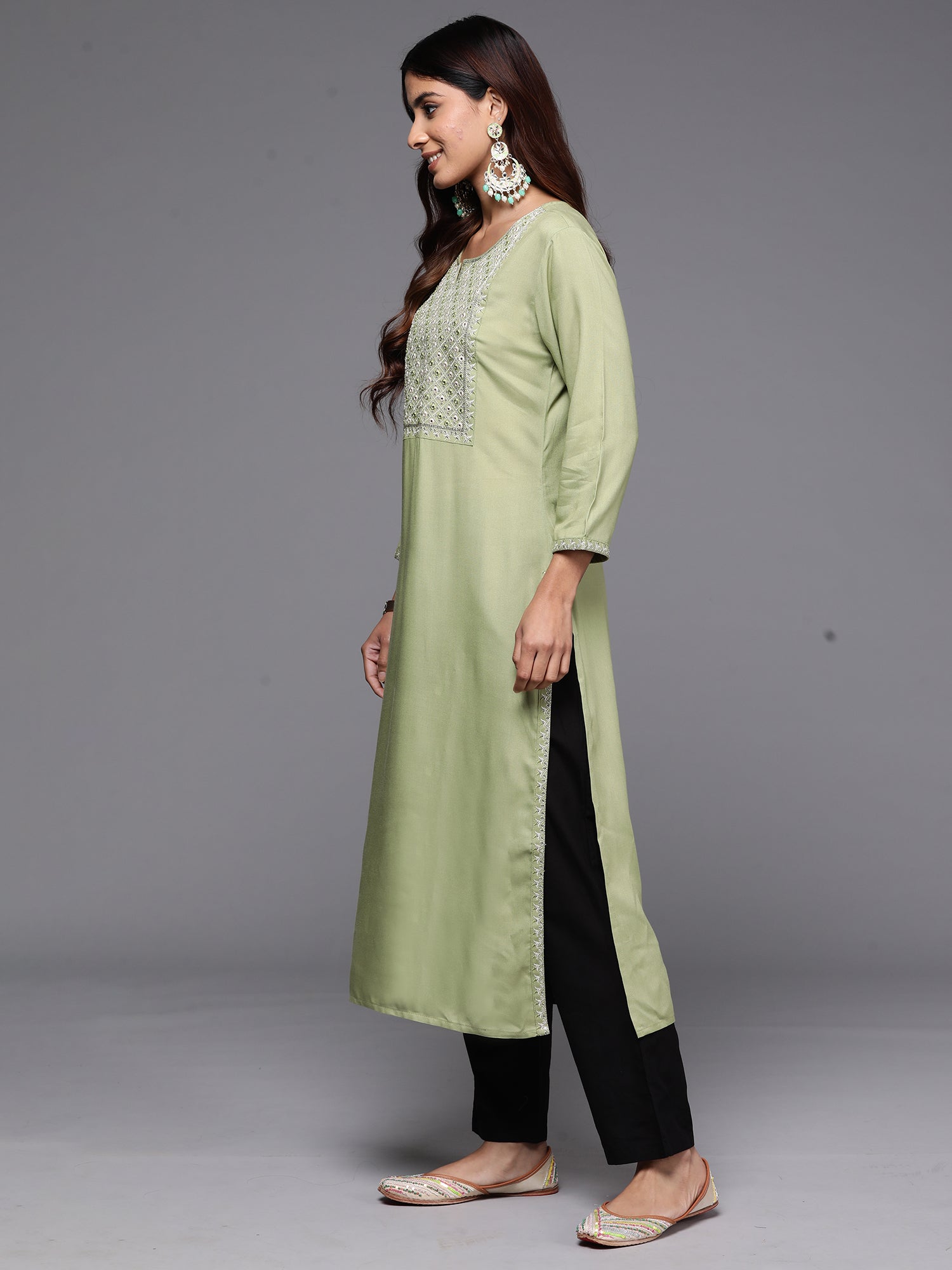 Indo Era Green Embroidered Straight Kurta | Grocsy