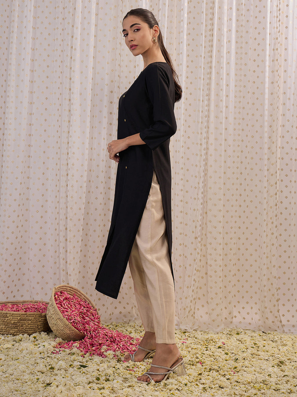 Indo Era Black Solid Straight Kurta | Grocsy