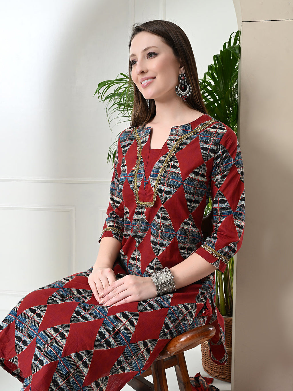 Myshka Women's Block Printed Cotton Straight Party Kurta Sets With Dupatta | Grocsy
