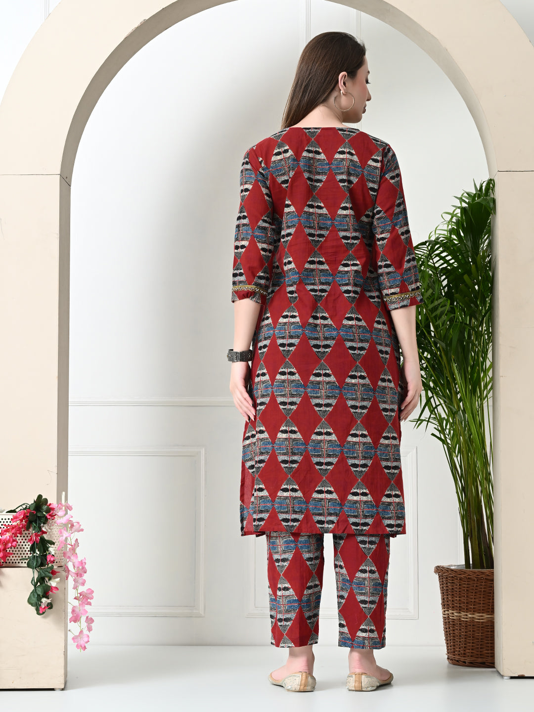 Myshka Women's Block Printed Cotton Straight Party Kurta Sets | Grocsy