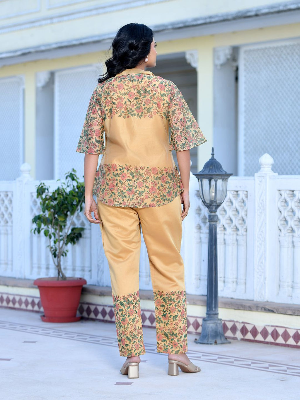 Vaasva Women's Cream Henna Linen Digital Printed Cord Set | Grocsy