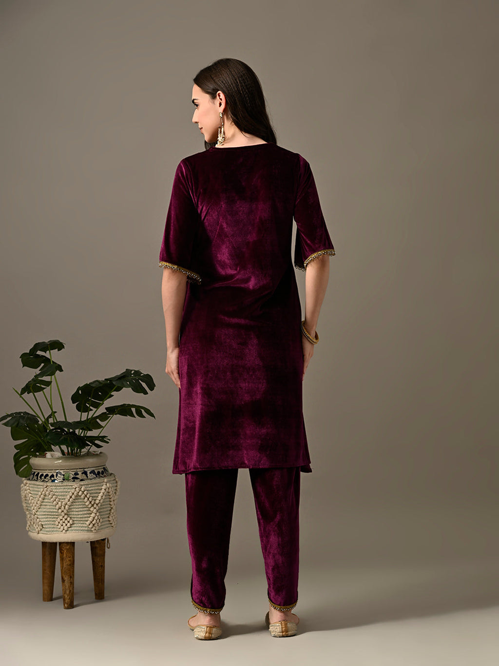 Myshka Women's Magenta Velvet Kurta Pant | Grocsy