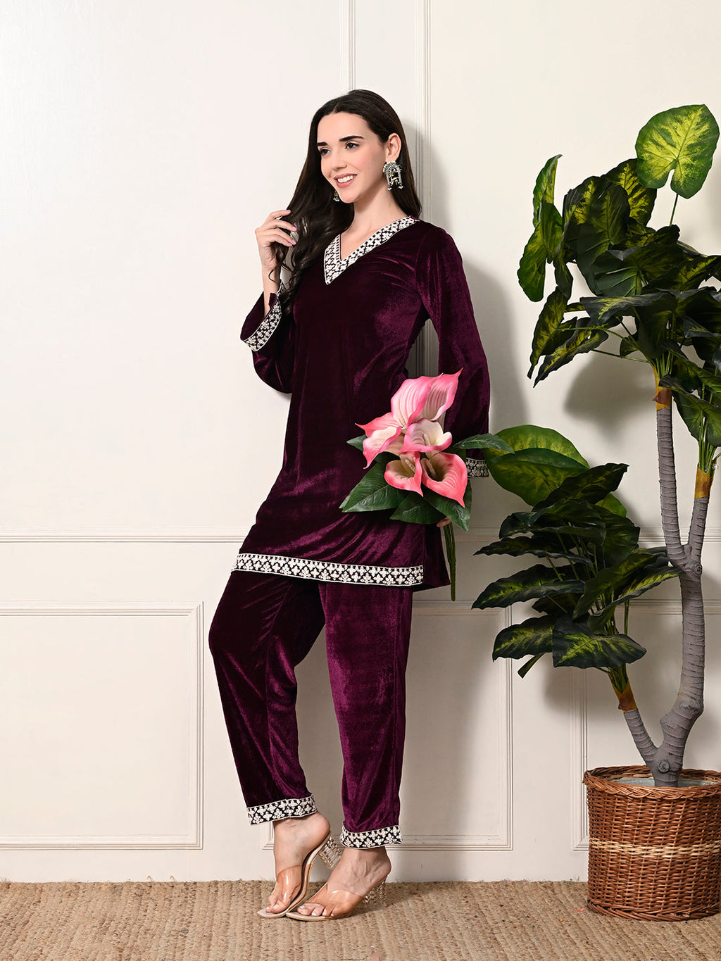 Myshka Women's Magenta Velvet Kurta Pant | Grocsy