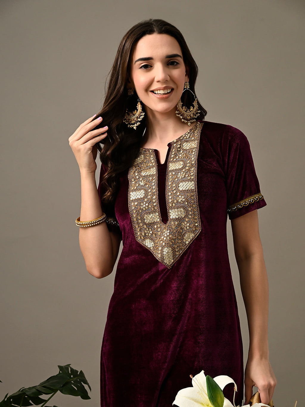 Myshka Women's Magenta Velvet Kurta Pant | Grocsy