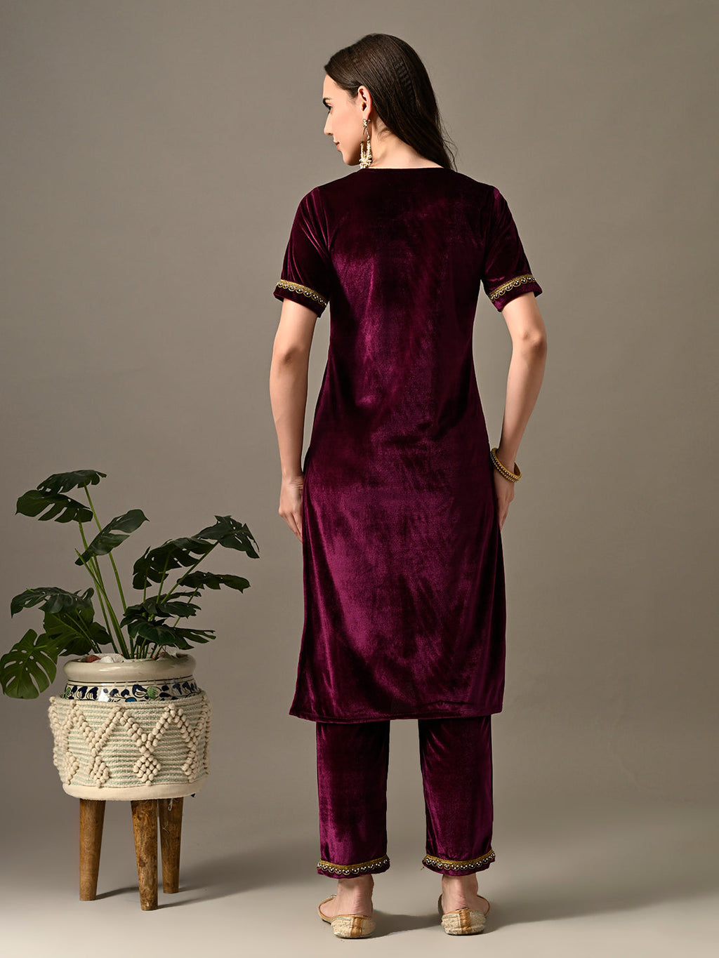 Myshka Women's Magenta Velvet Kurta Pant | Grocsy