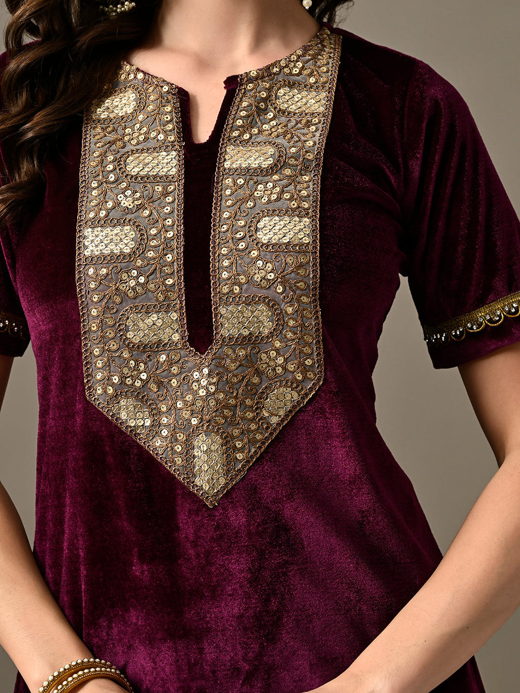 Myshka Women's Magenta Velvet Kurta Pant | Grocsy