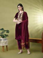Myshka Women's Magenta Velvet Kurta Pant With Dupatta Set | Grocsy