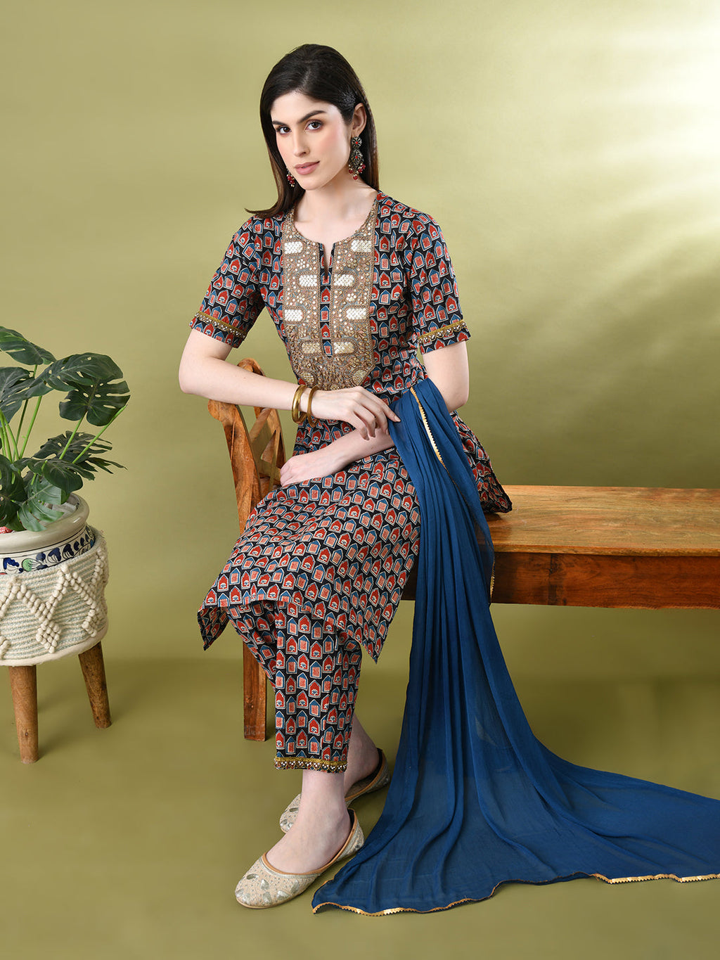 Myshka Women's Cotton Printed Kurta Set With Dupatta | Grocsy