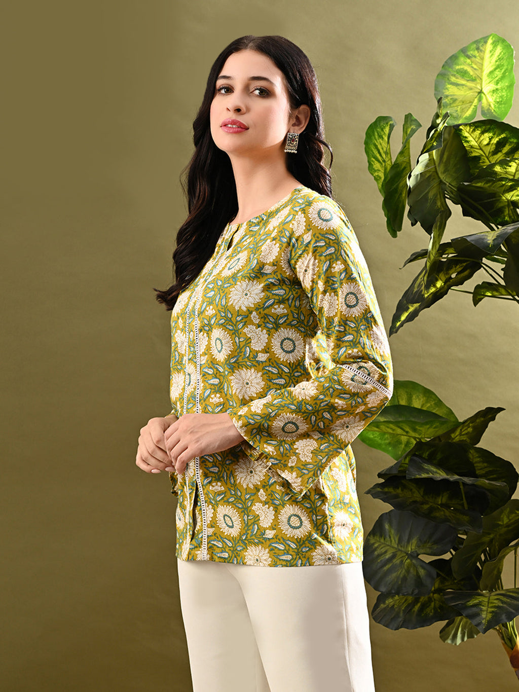 Myshka Women's Green Flower Printed Tunic With Lace | Grocsy