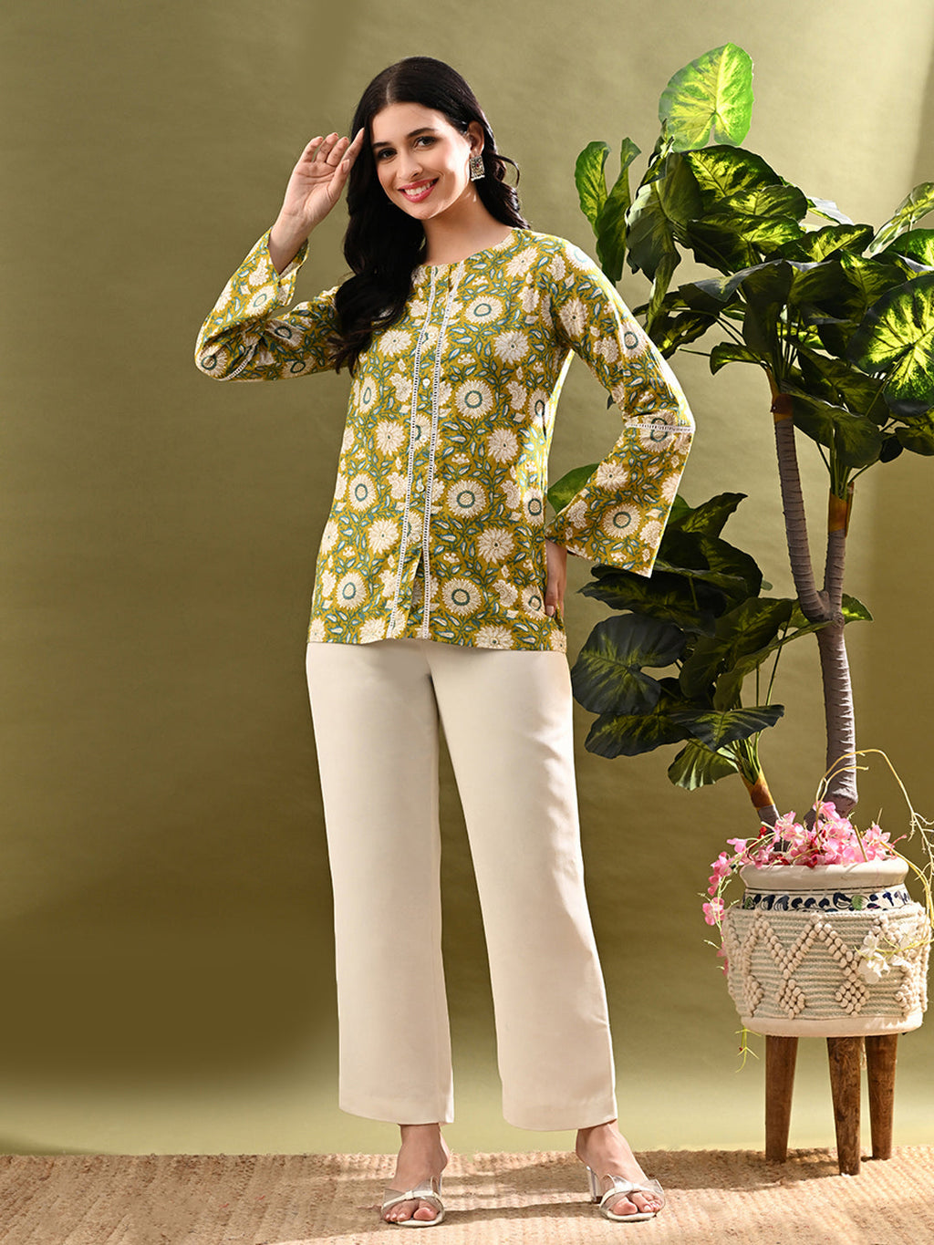 Myshka Women's Green Flower Printed Tunic With Lace | Grocsy