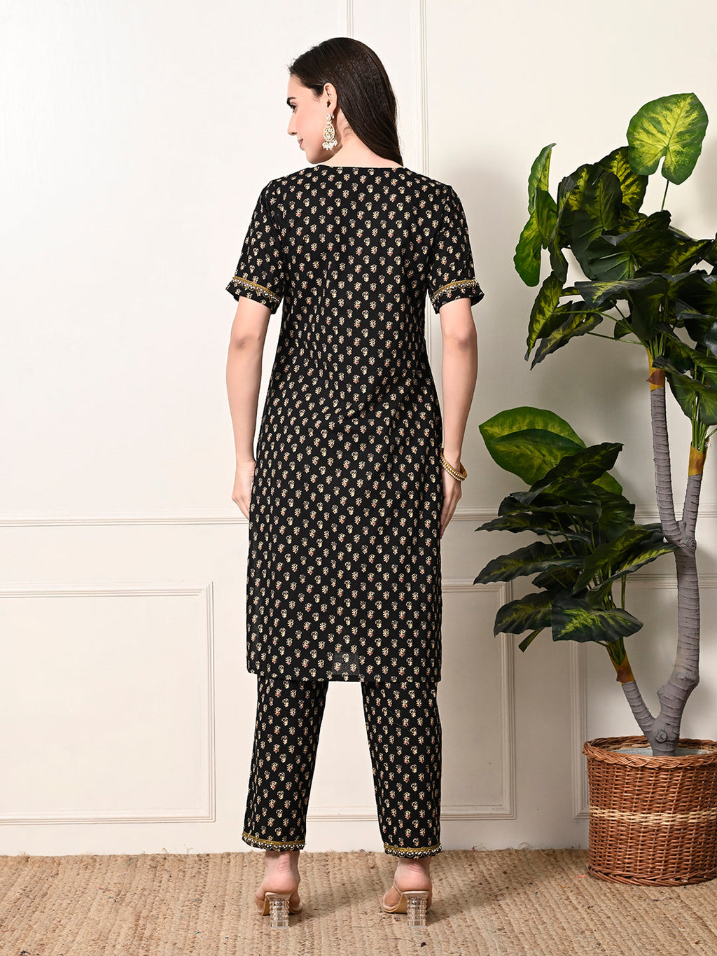 Myshka Women's Cotton Printed Kurta Set | Grocsy