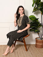 Myshka Women's Cotton Printed Kurta Set | Grocsy