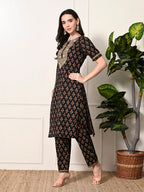 Myshka Women's Cotton Black Printed Kurta Set | Grocsy