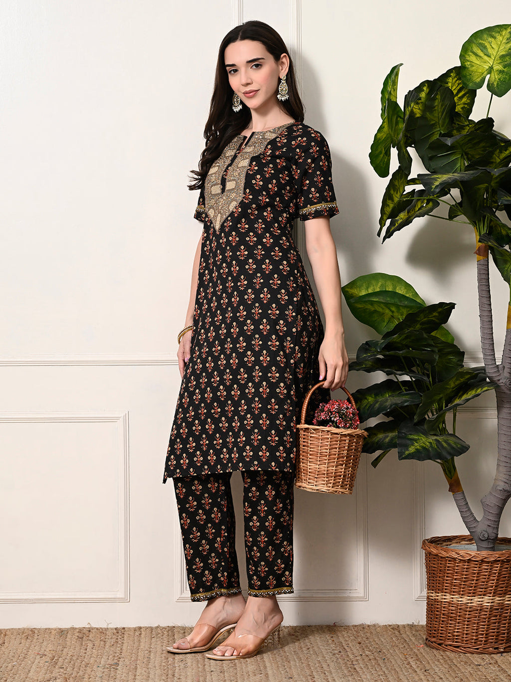 Myshka Women's Cotton Black Printed Kurta Set | Grocsy