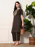 Myshka Women's Cotton Black Printed Kurta Set | Grocsy