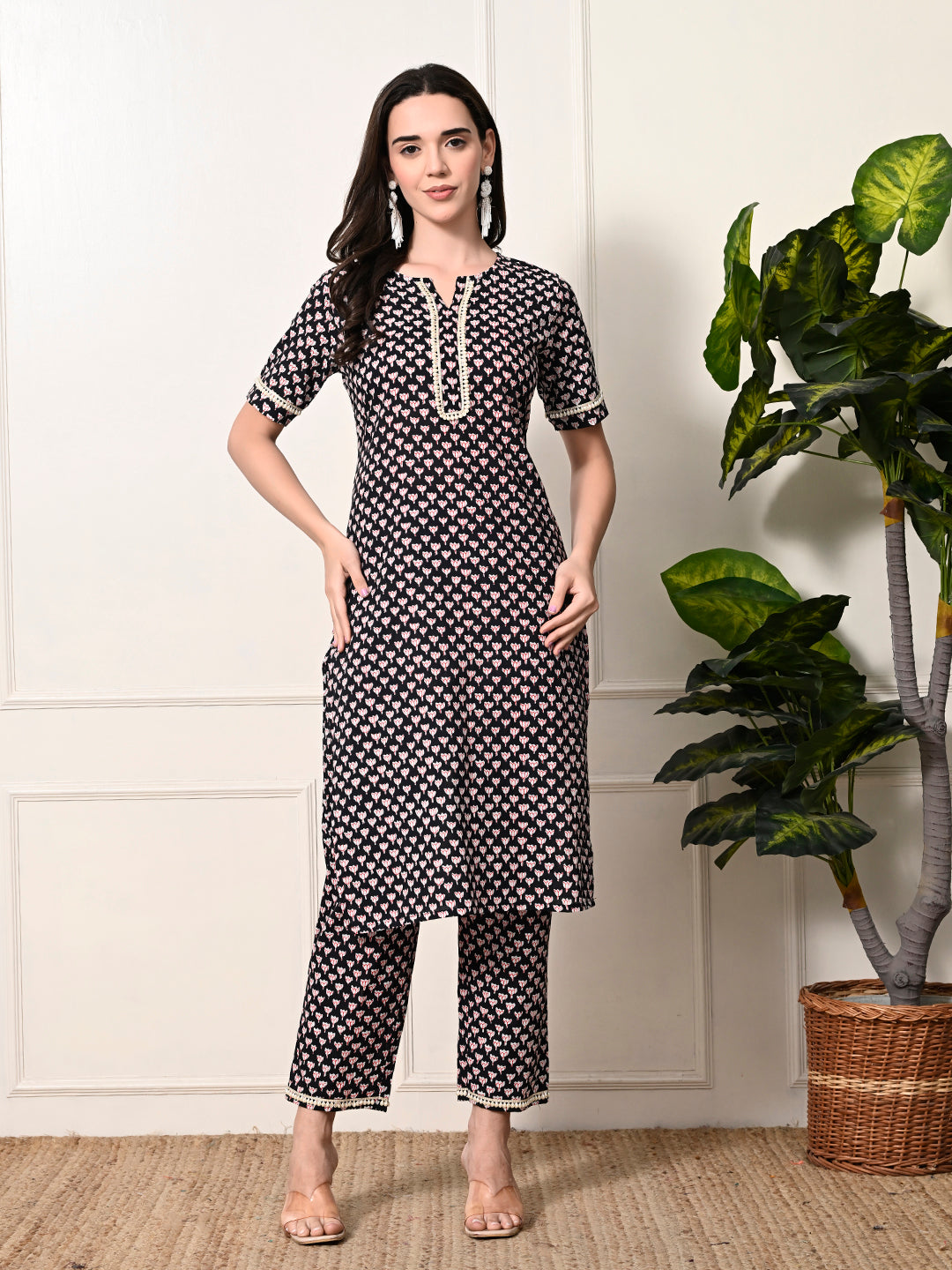 Myshka Women's Cotton Black Printed Kurta Set | Grocsy