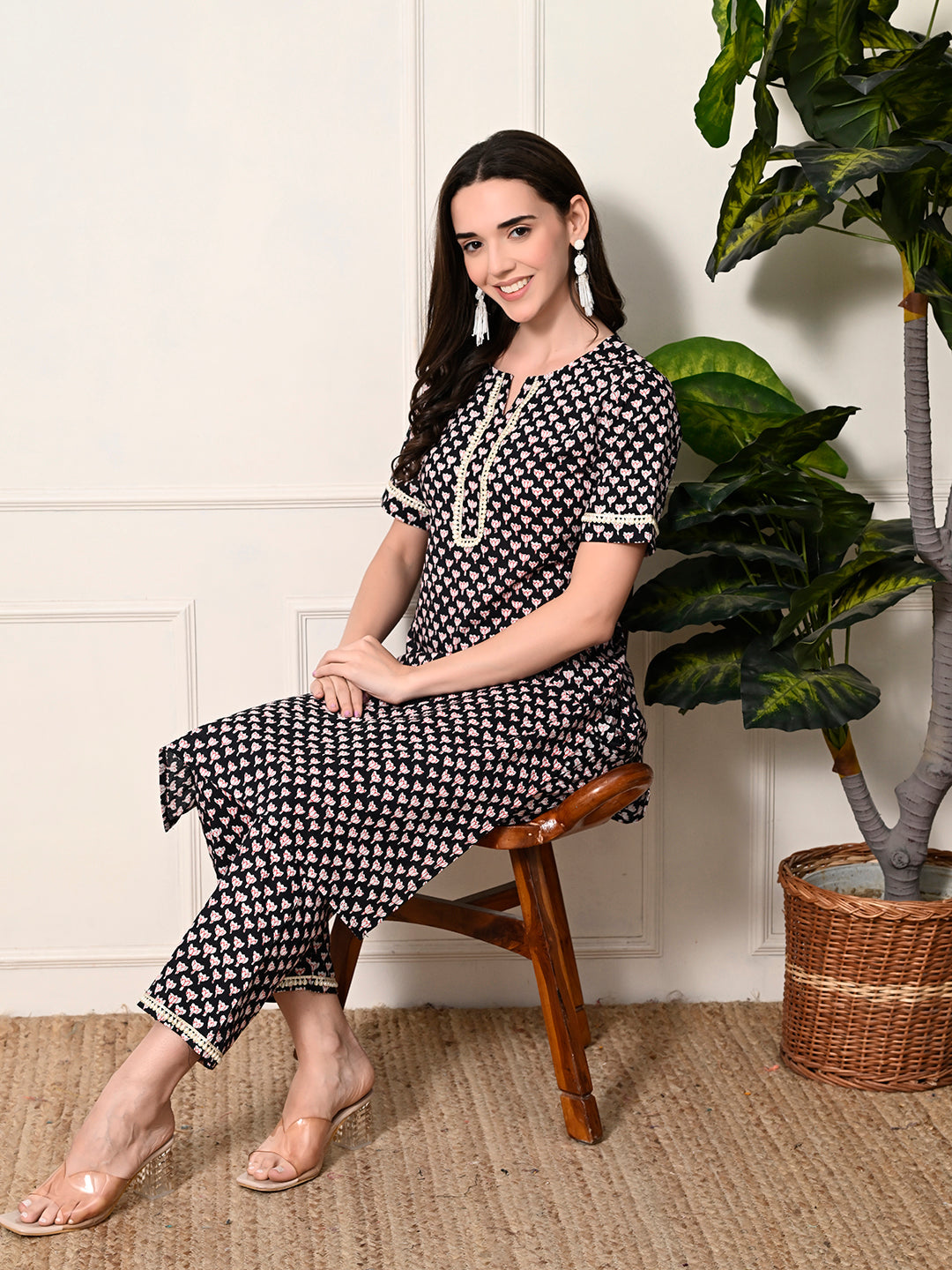 Myshka Women's Cotton Black Printed Kurta Set | Grocsy