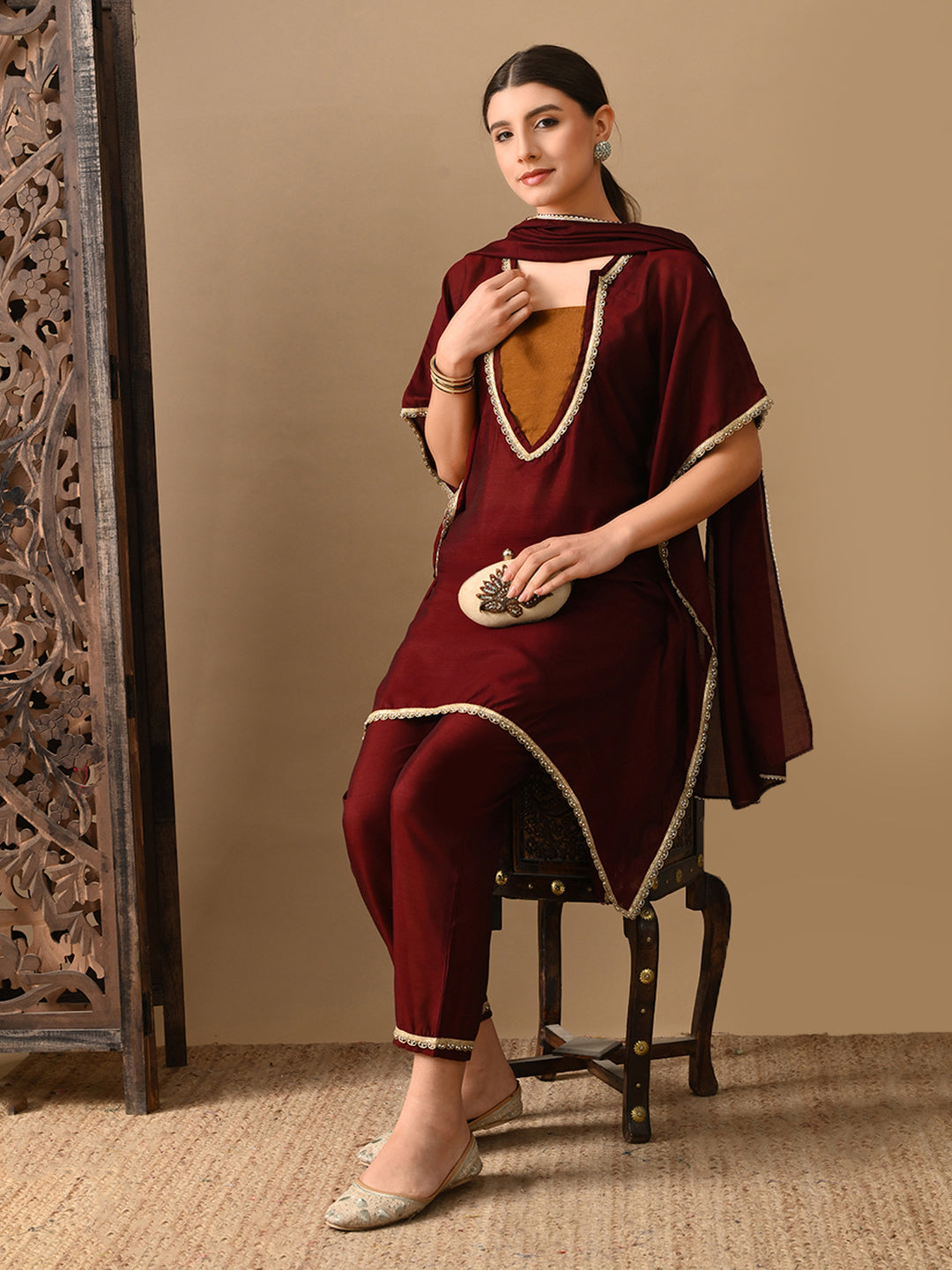 Myshka Maroon Silk Blend Kaftan Sweetheart Neck Short Sleeves Kurta Trousers With Dupatta | Grocsy