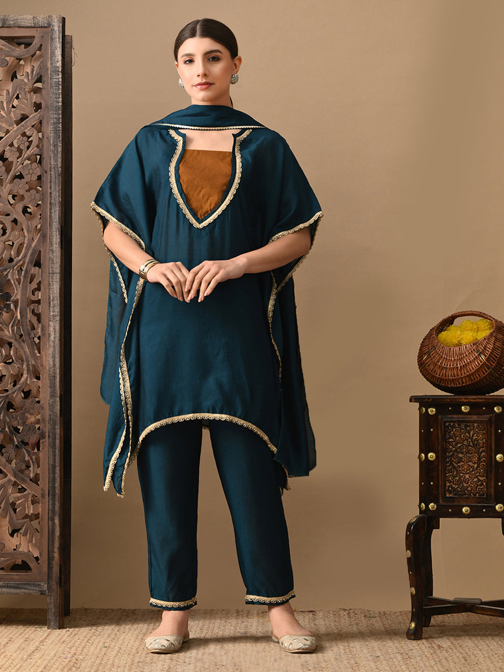 Myshka Green Silk Blend Kaftan Sweetheart Neck Short Sleeves Kurta Trousers With Dupatta | Grocsy