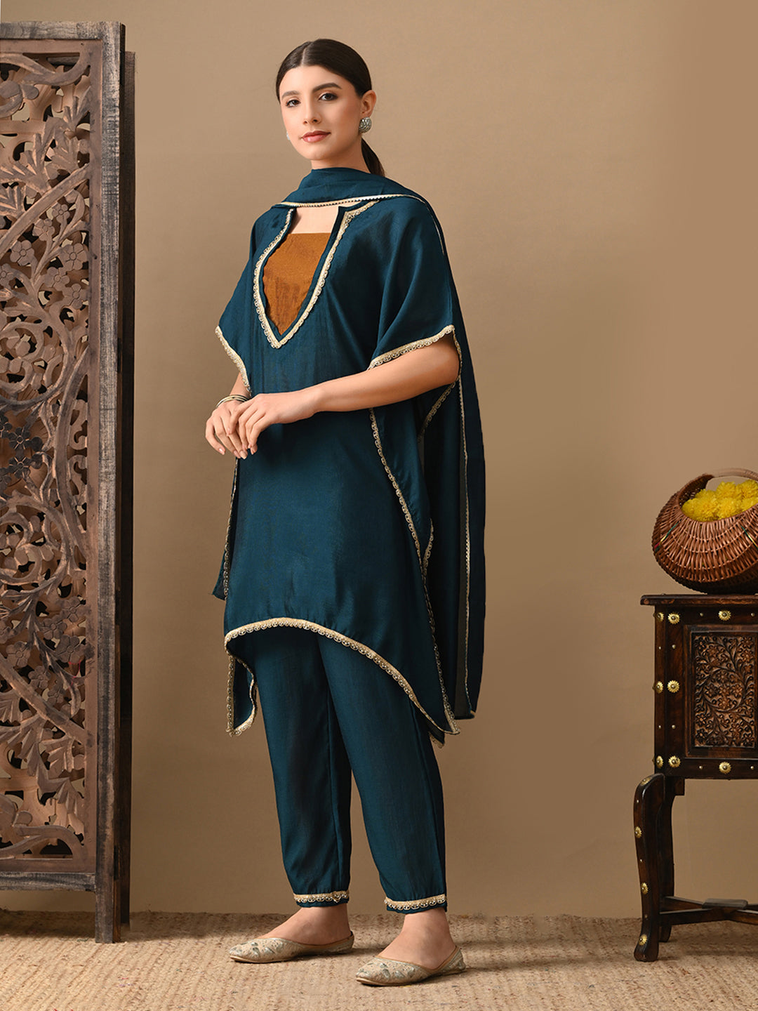 Myshka Green Silk Blend Kaftan Sweetheart Neck Short Sleeves Kurta Trousers With Dupatta | Grocsy
