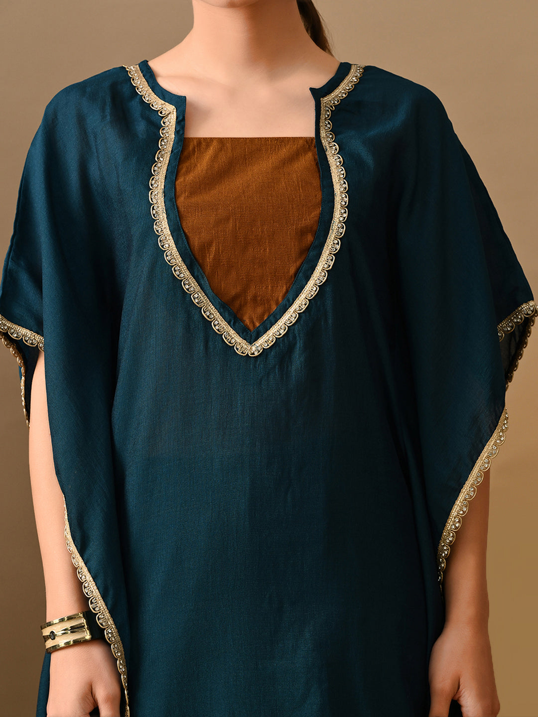 Myshka Green Silk Blend Kaftan Sweetheart Neck Short Sleeves Kurta Trousers With Dupatta | Grocsy