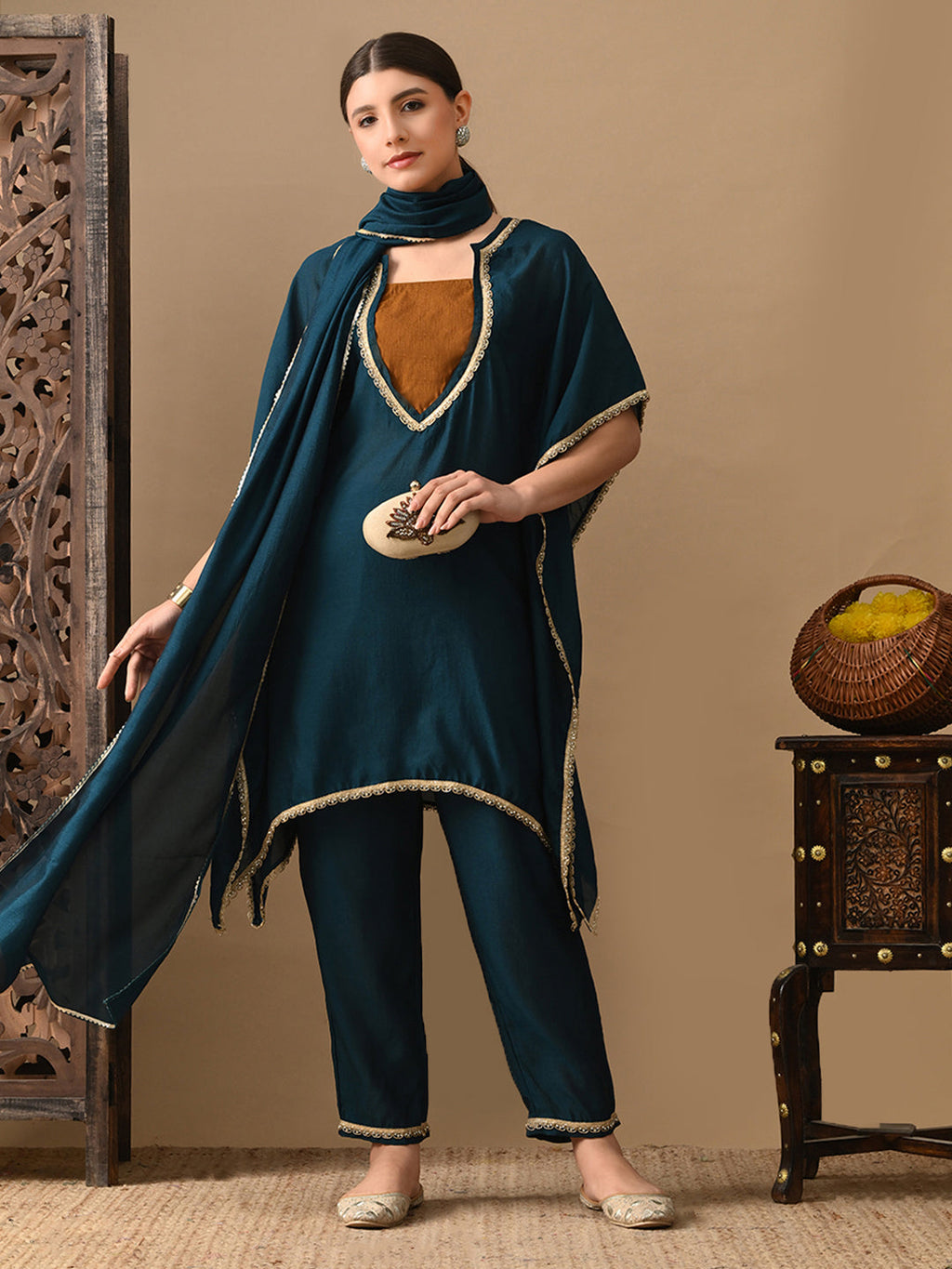Myshka Green Silk Blend Kaftan Sweetheart Neck Short Sleeves Kurta Trousers With Dupatta | Grocsy