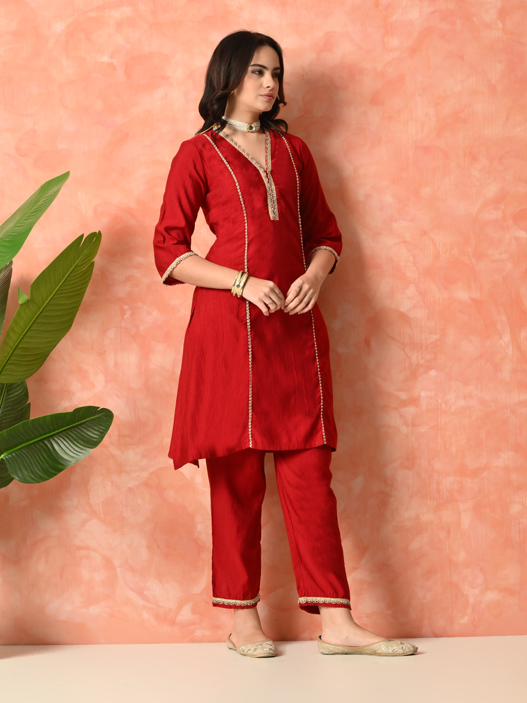 Myshka Red Silk Blend Straight V-Neck Three-Quarter Sleeves Kurta Trousers With Dupatta | Grocsy