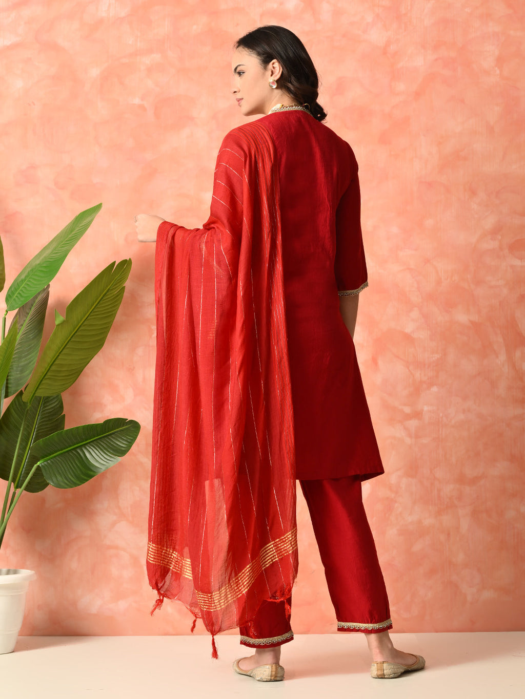 Myshka Red Silk Blend Straight V-Neck Three-Quarter Sleeves Kurta Trousers With Dupatta | Grocsy