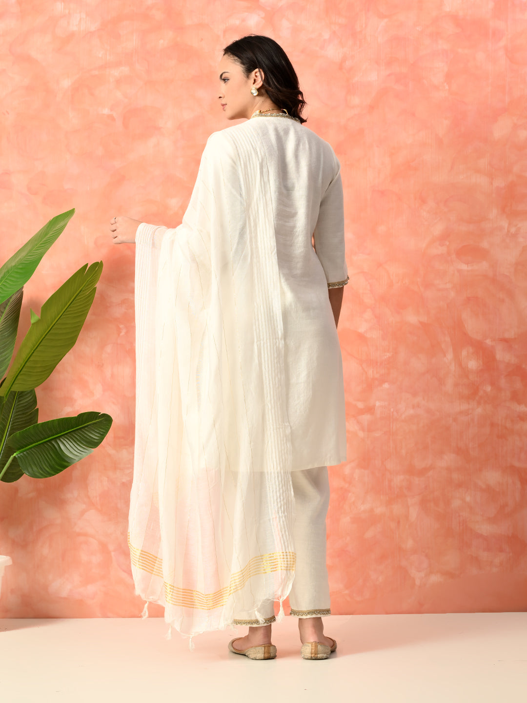 Myshka White Silk Blend Straight V-Neck Three-Quarter Sleeves Kurta Trousers With Dupatta | Grocsy