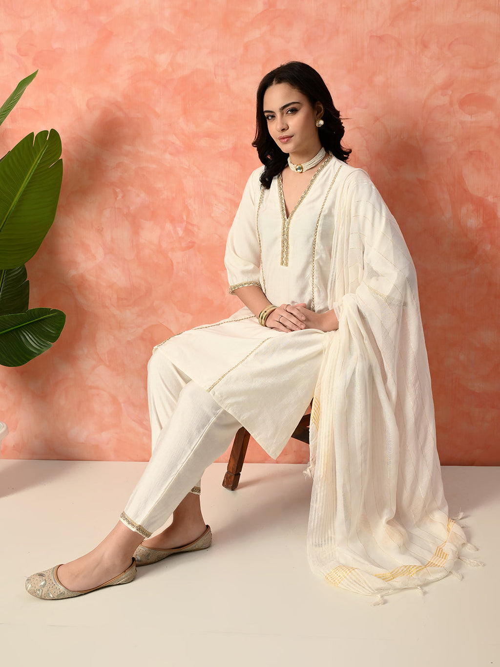 Myshka White Silk Blend Straight V-Neck Three-Quarter Sleeves Kurta Trousers With Dupatta | Grocsy