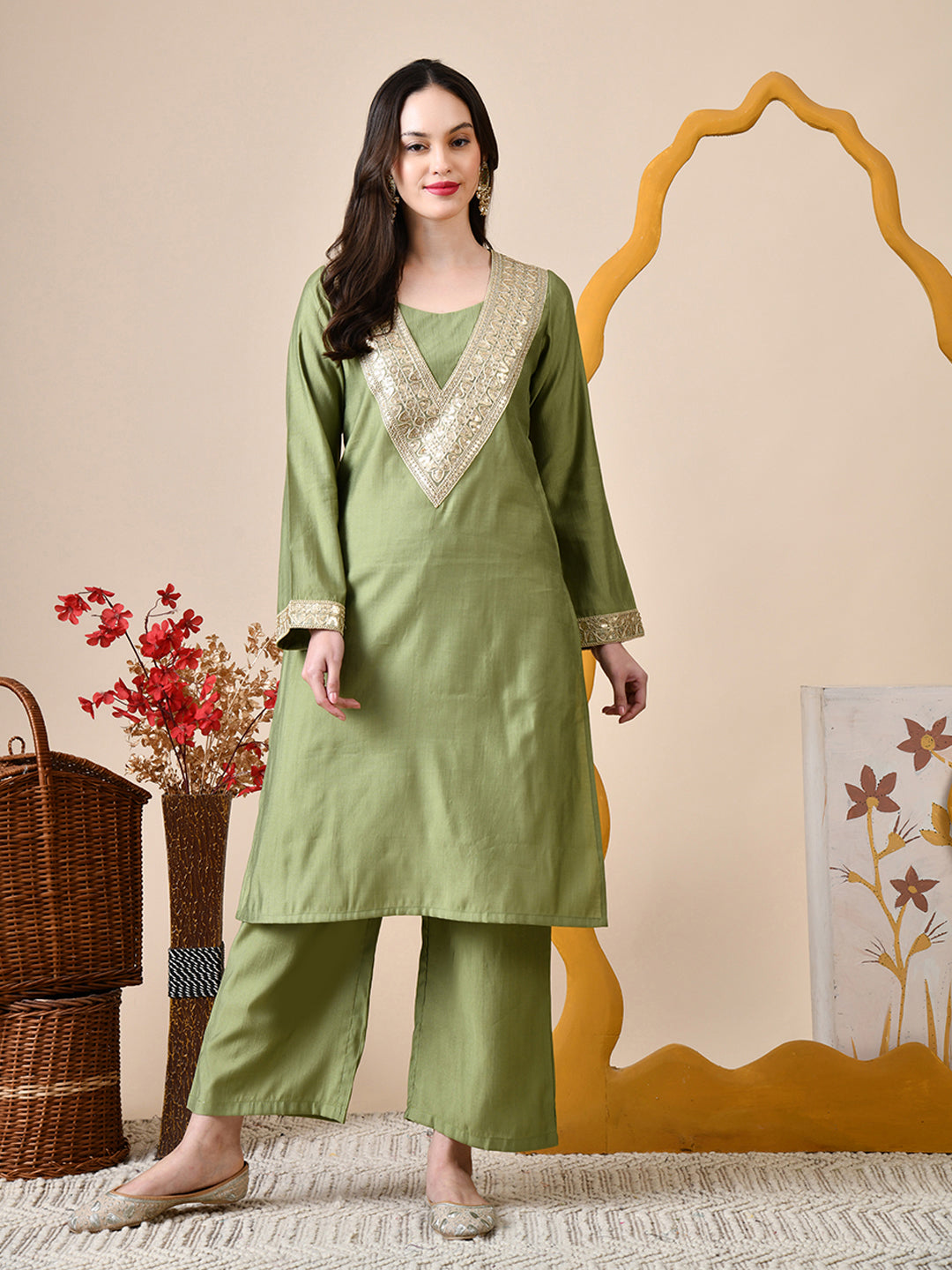 Myshka Green Silk Blend Straight Round Neck Long Sleeves Kurta Trousers Set | Grocsy
