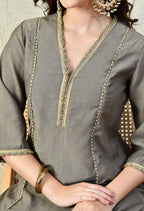 Myshka Gray Silk Blend Straight Round Neck Three-Quarter Sleeves Kurta Trousers Set | Grocsy