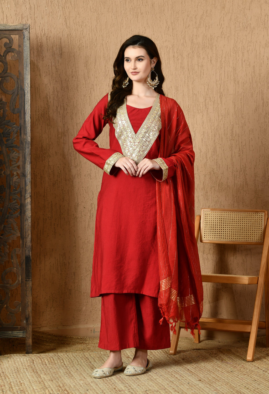 Myshka Red Silk Blend Straight Round Neck Long Sleeves Kurta Trousers With Dupatta | Grocsy