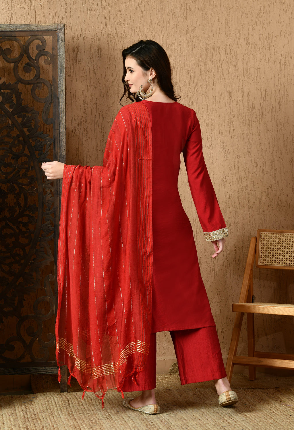 Myshka Red Silk Blend Straight Round Neck Long Sleeves Kurta Trousers With Dupatta | Grocsy