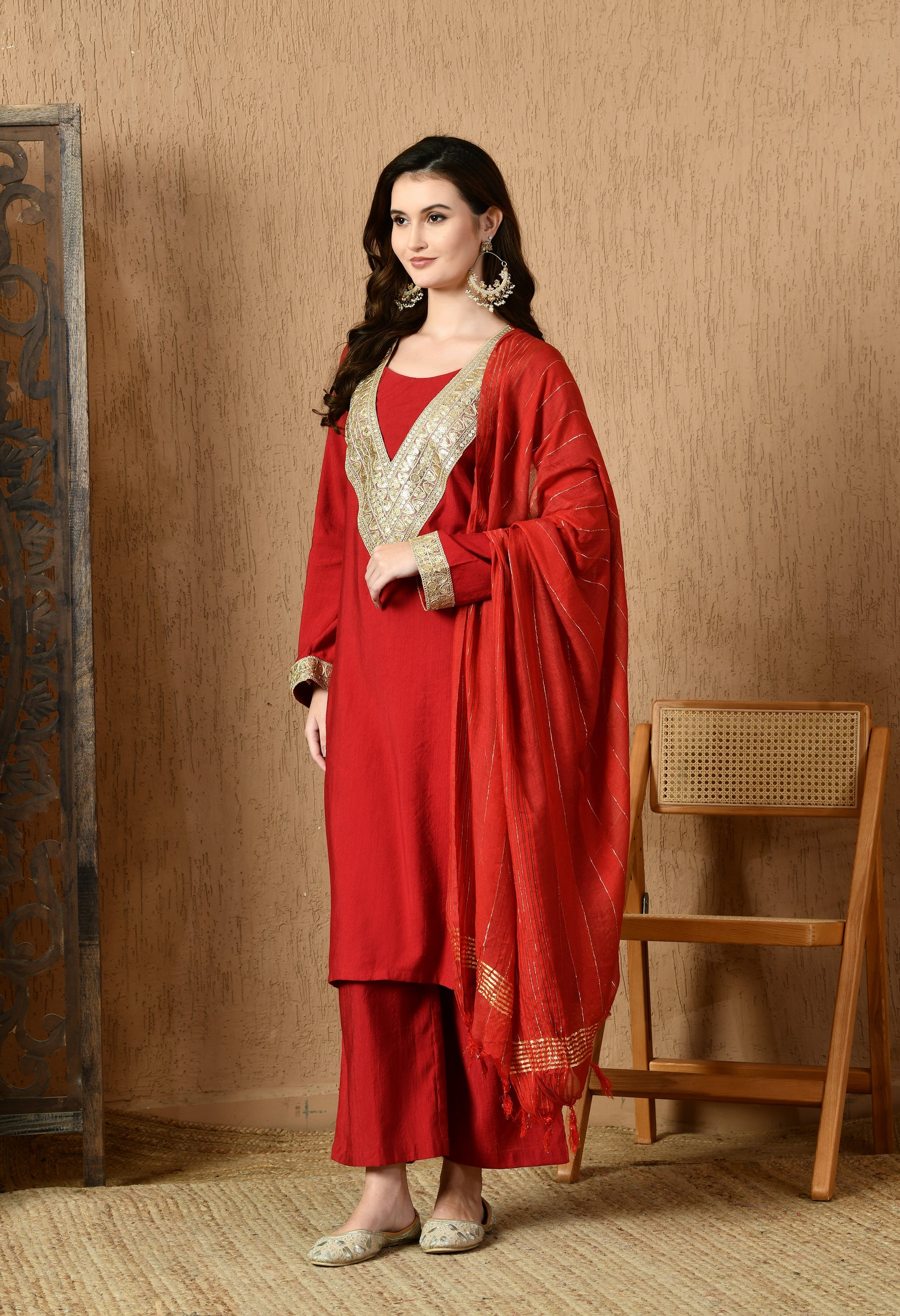 Myshka Red Silk Blend Straight Round Neck Long Sleeves Kurta Trousers With Dupatta | Grocsy